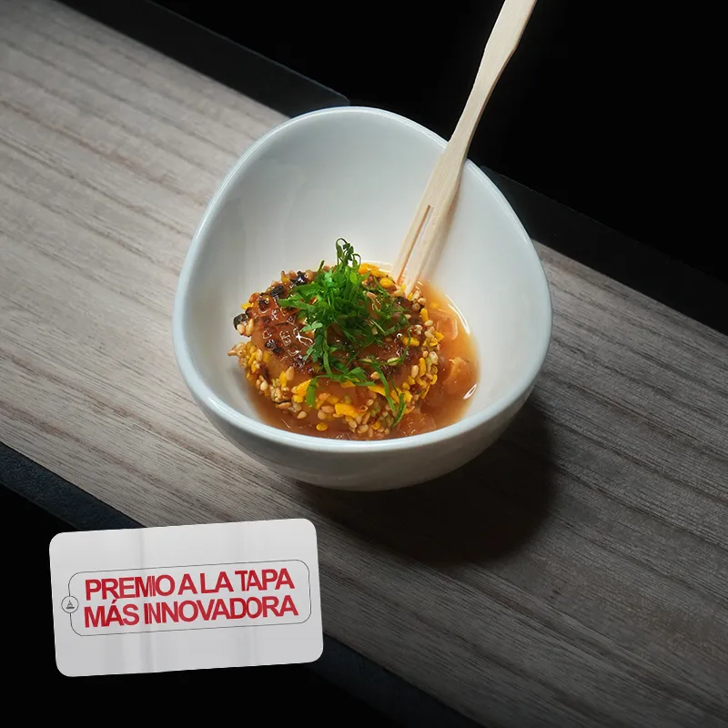 ABBA HOTEL Calle Fernán González, 72 Plato: Falsa Vieira Vegetal sobre Caldo de cocido y Garbanzos crujientesPrecio: 3,50€