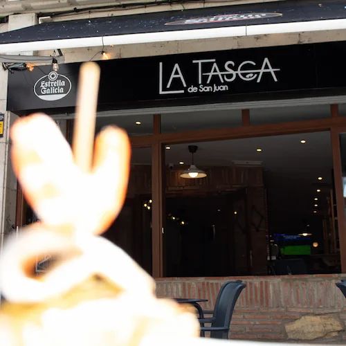 LA TASCA DE SAN JUAN San Juan, 40 Plato: Caramelo de Morcilla Precio: 3,50€