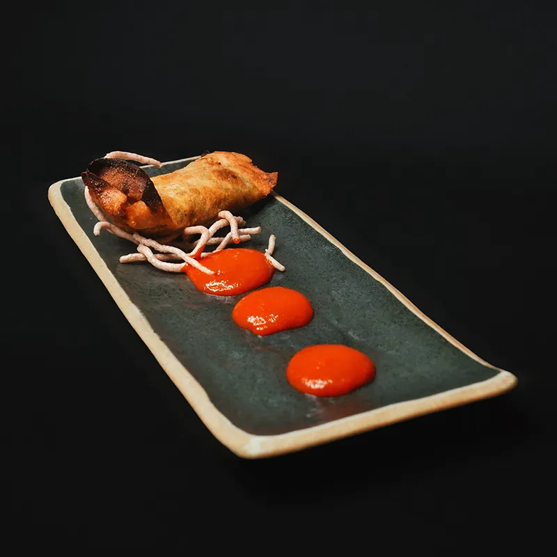 COMIDILLA DE SAN LORENZO Arco del Pilar, 2 (bajo) Plato: El báculo Precio: 3,50€